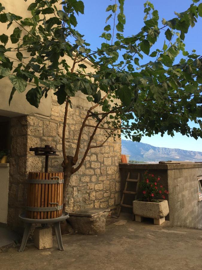 Guesthouse Cipre Lumbarda Buitenkant foto