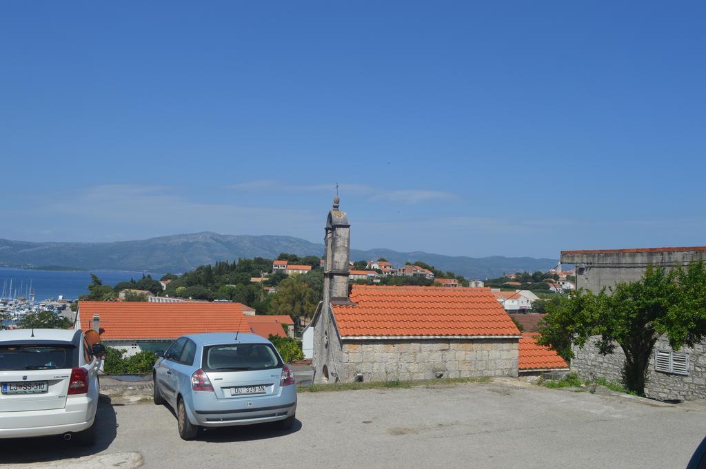 Guesthouse Cipre Lumbarda Buitenkant foto
