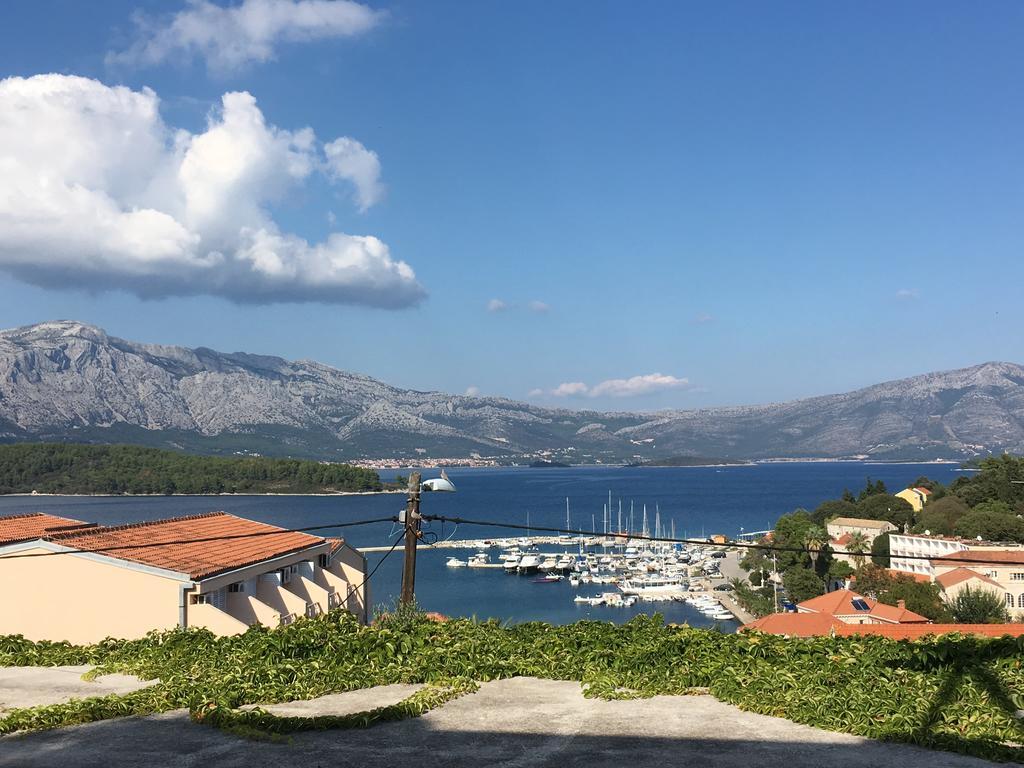 Guesthouse Cipre Lumbarda Buitenkant foto